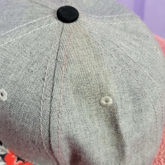 Disney Mickey Mouse SnapBack - Picture 3 of 4